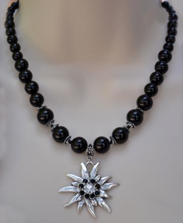 Black Chunky Bead Edelweiss Necklace